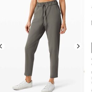 Lululemon Keep Moving Pant Grey Sage size 2 barely worn